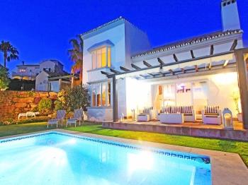 1140 Luxury family villa, Panorama View - Appartement à Marbella
