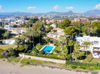 1077 Beach Villa El Paraiso - Appartement à estepona