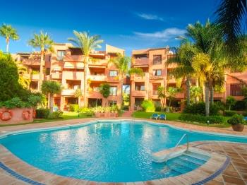 4501 Refurbished apartment Alicate Playa, garden - Appartement à Marbella