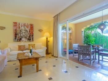 4519 first line townhouse with private garden - Appartement à Estepona