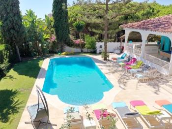 1160 Amazing villa a 8 bedroom , 2 anex, Marbesa - Appartement à Marbella