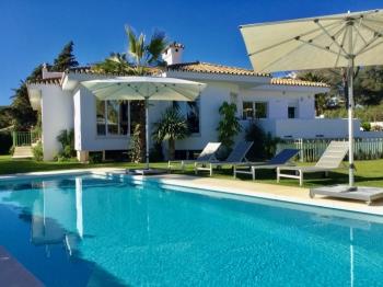2290 Marbesa charming Family Villa - Appartement à Marbella